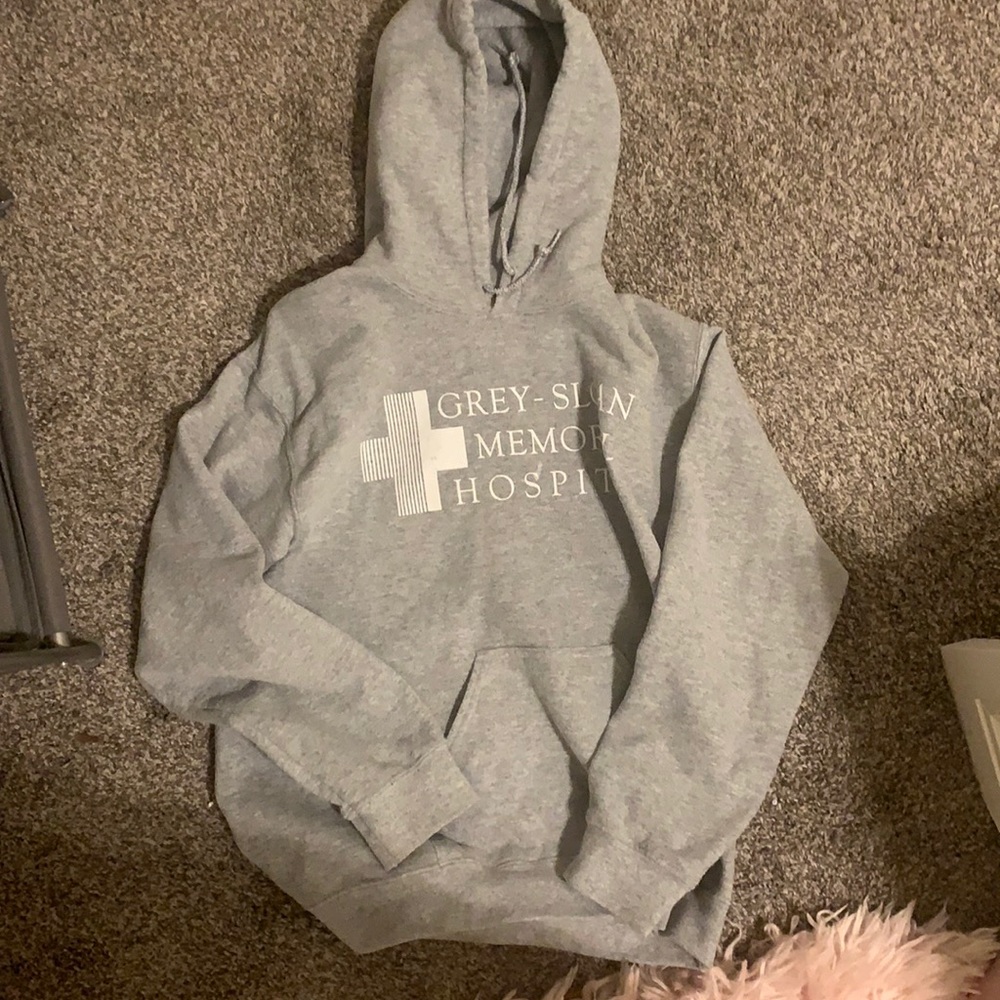grey sloan memorial hospital sweatshirt